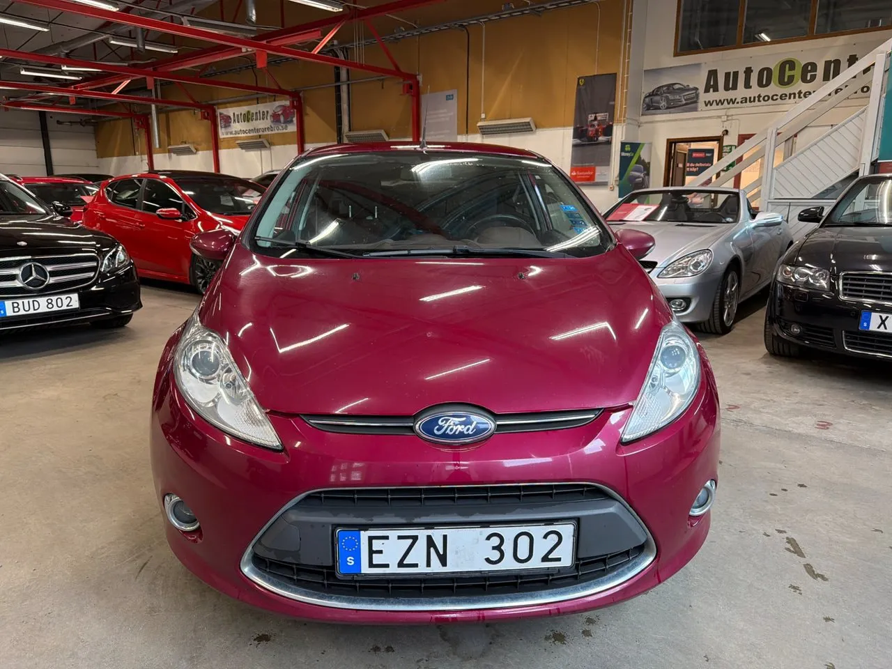Vehicle image 1