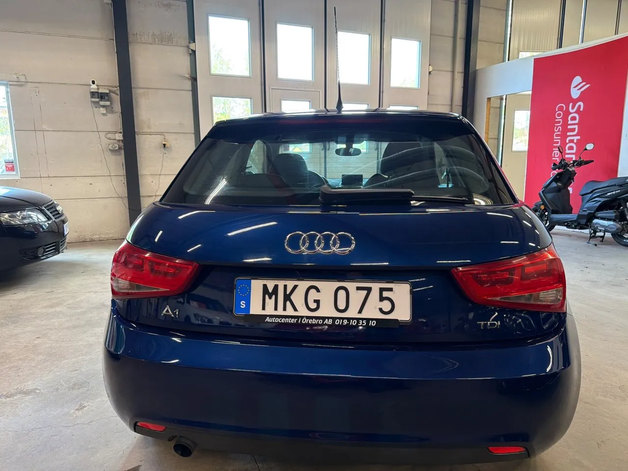 Vehicle image 5