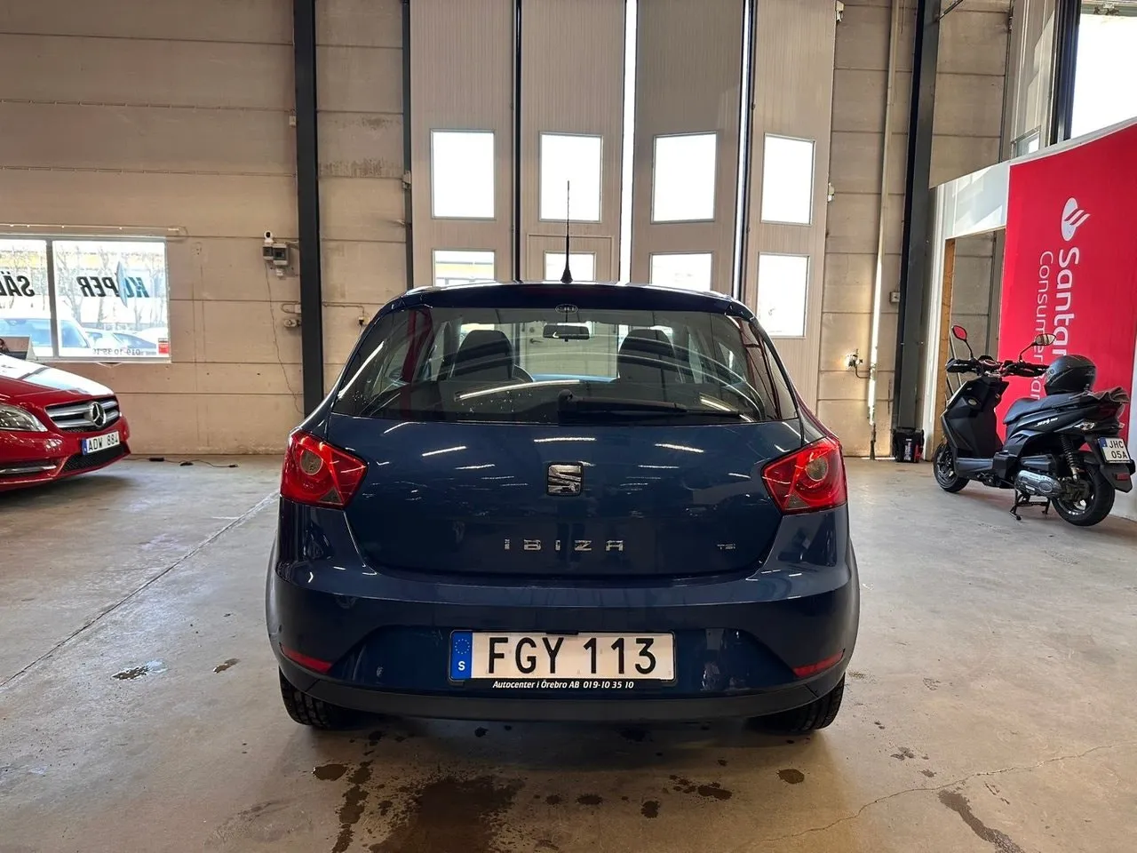 Vehicle image 7