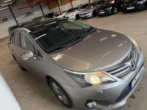 Toyota Avensis bild 7