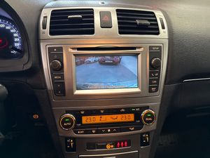 Toyota Avensis bild 11