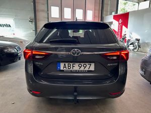 Toyota Avensis bild 5