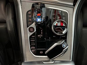 BMW 840 bild 16
