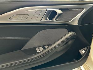 BMW 840 bild 14