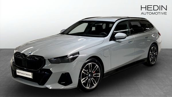 BMW 530 e xDrive Touring H/K ljud, M sport Pro - 2026