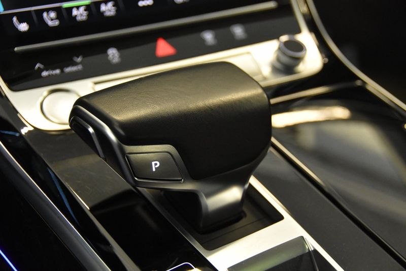 Audi A8 bild 33