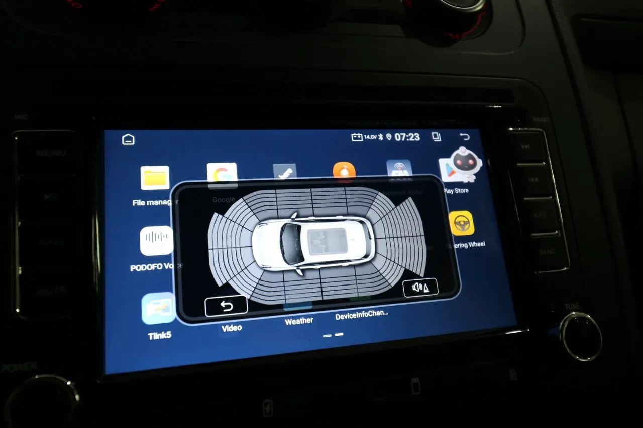 Vehicle image 11