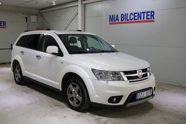 Fiat Freemont 2.0 D 4x4 7sits /Navi /2st Barnstol inbyggd/ Ny kamrem - 2013