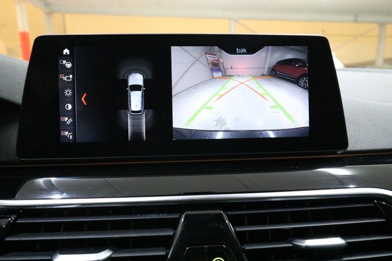 BMW 520 bild 12