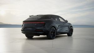 Lotus Eletre bild 4