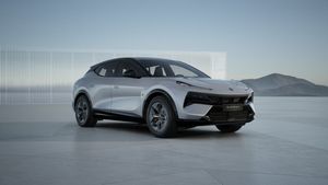 Lotus Eletre bild 2