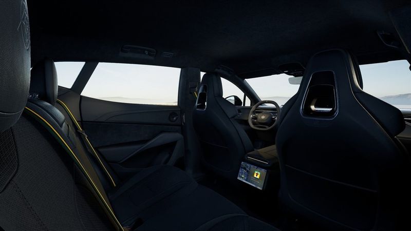 Lotus Eletre bild 8
