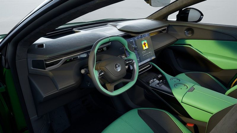 Lotus Eletre bild 6