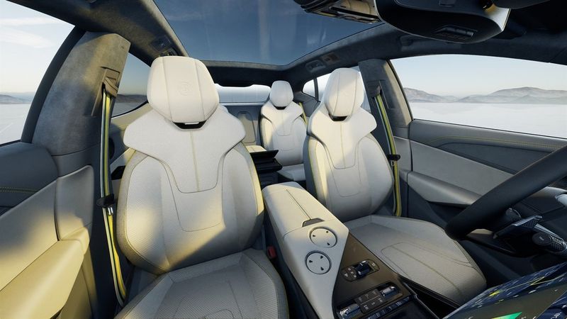 Lotus Eletre bild 11