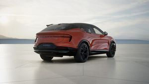 Lotus Eletre bild 4