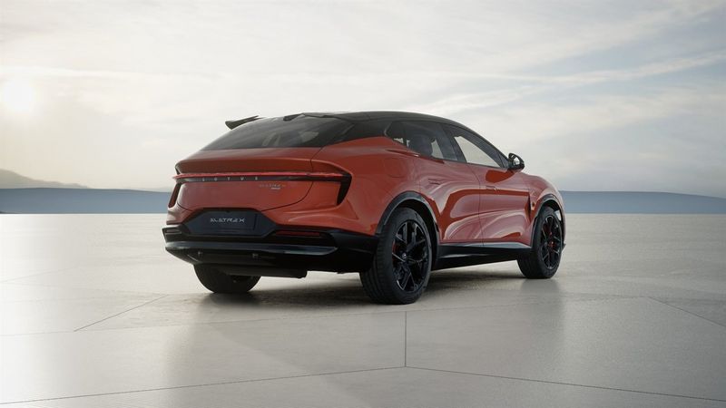 Lotus Eletre bild 4