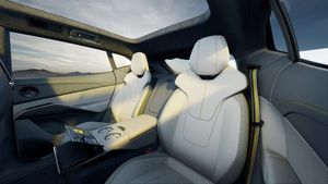 Lotus Eletre bild 9