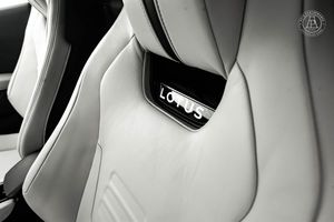 Lotus Emira bild 10