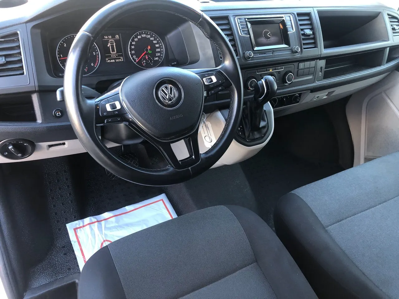 Vehicle image 18