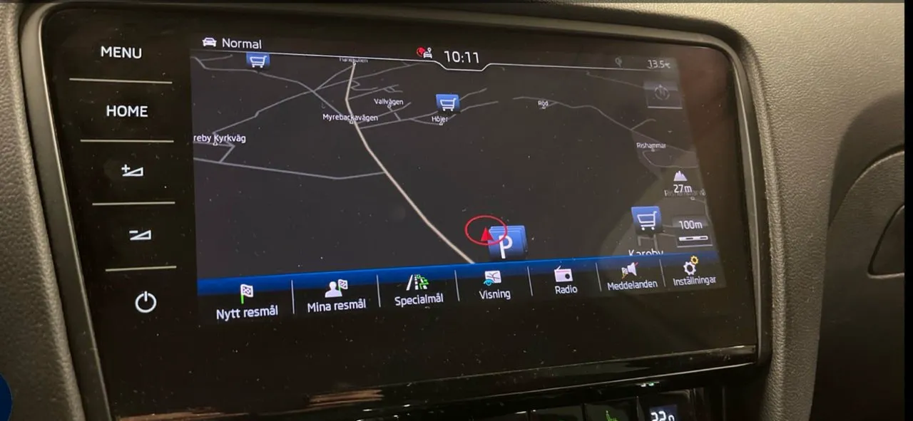 Vehicle image 17