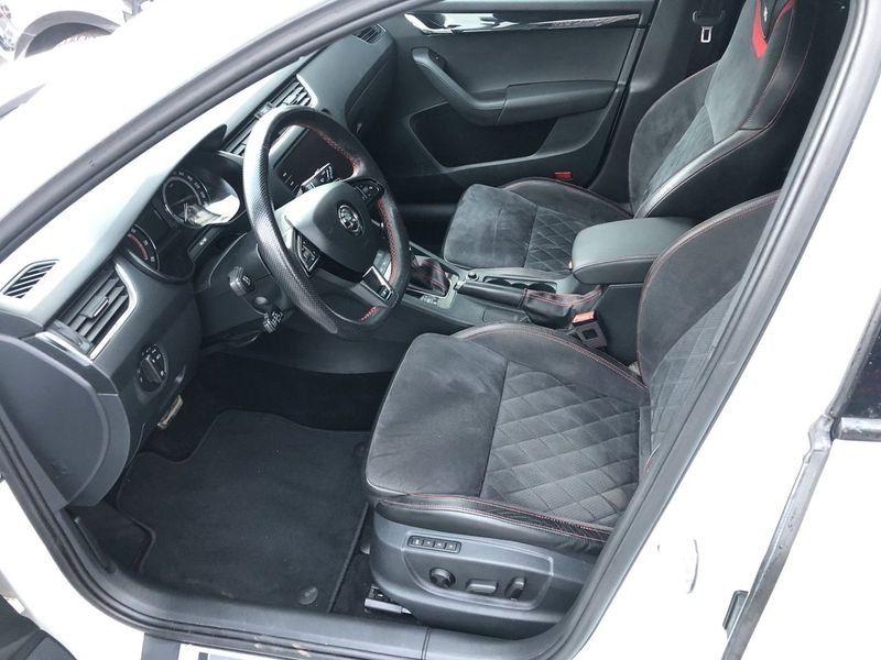 Skoda Octavia bild 9