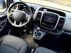 Nissan NV300 bild 8