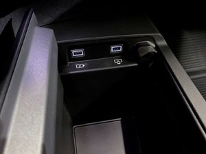 Peugeot e-3008 bild 13