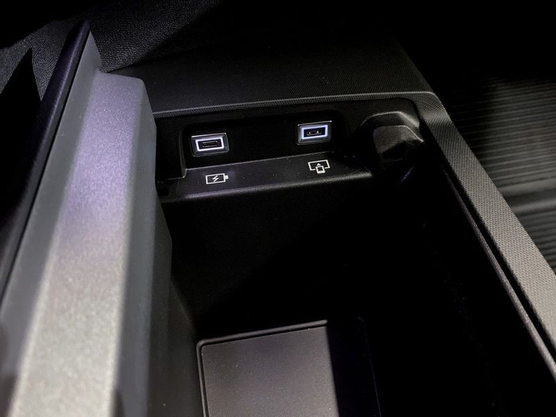Peugeot e-3008 bild 13