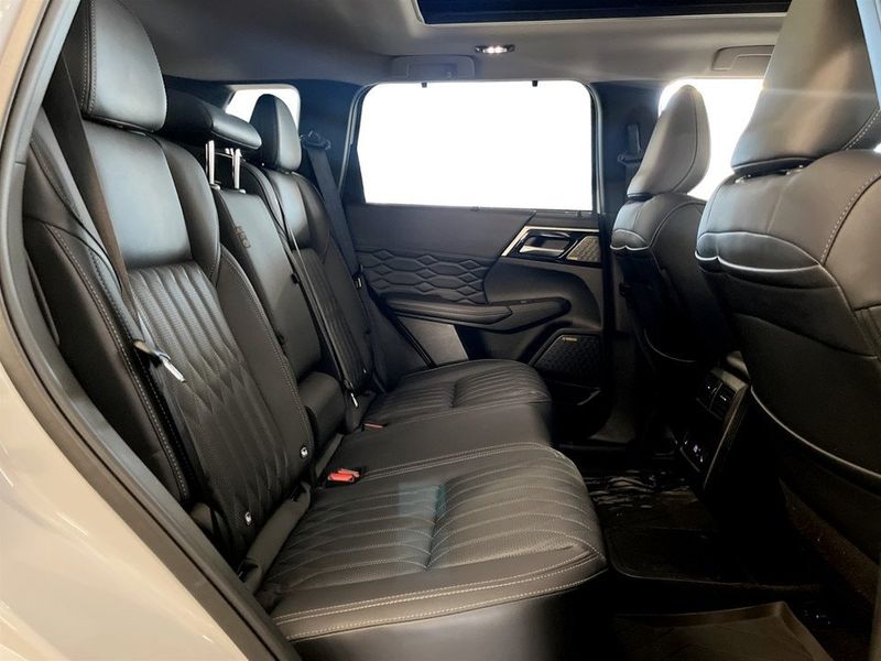 Mitsubishi Outlander bild 23