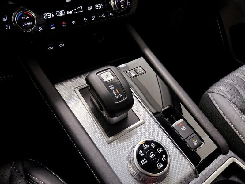 Mitsubishi Outlander bild 18