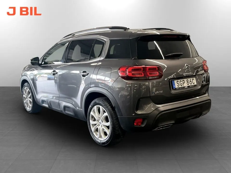Vehicle image 21