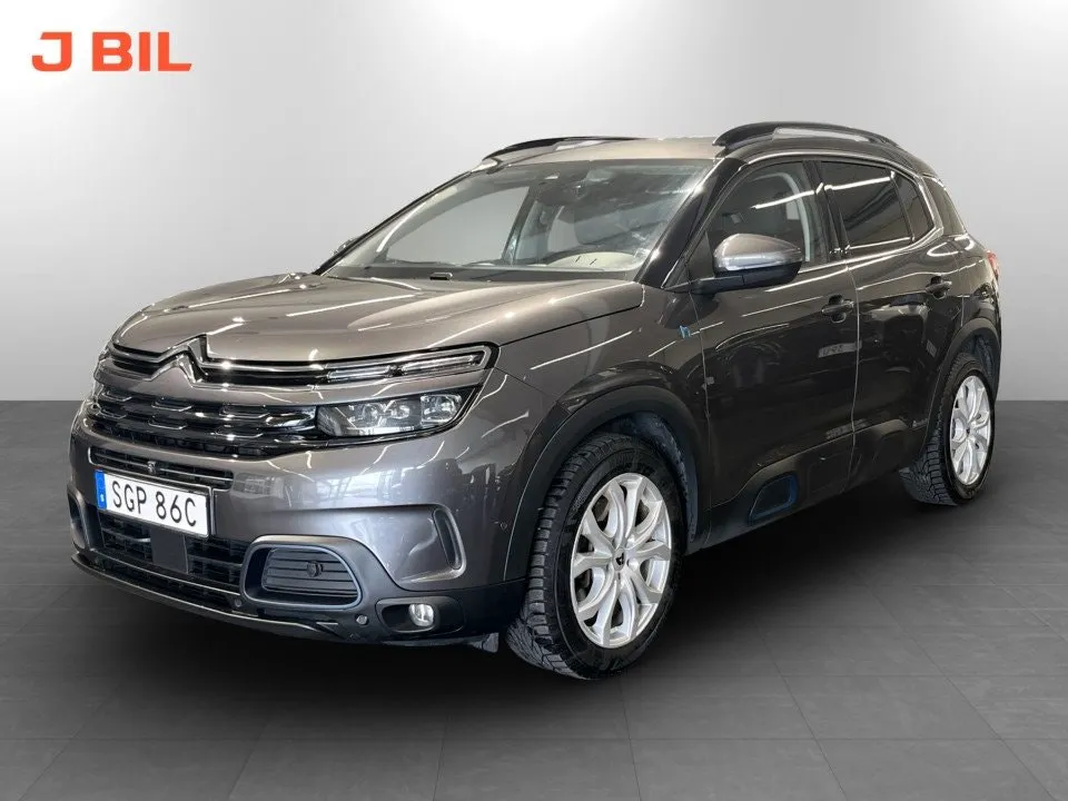 Vehicle image 18