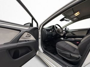 Toyota Avensis bild 10