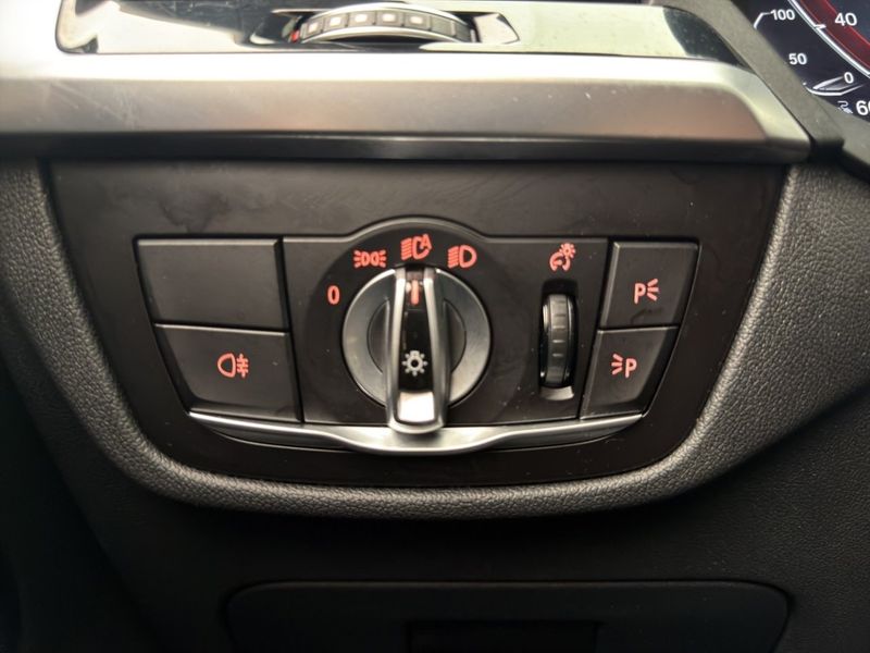 BMW iX3 bild 18