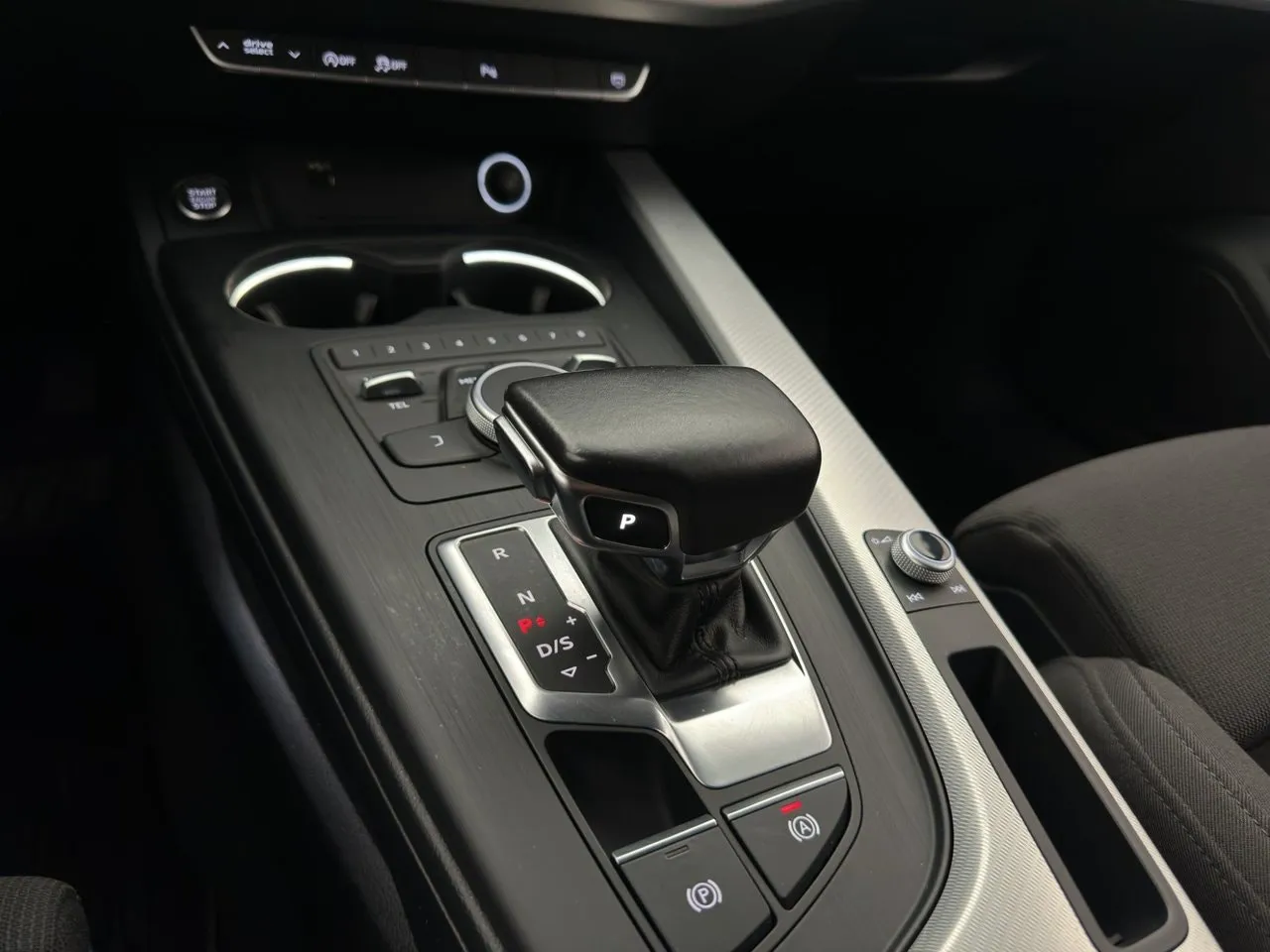 Vehicle image 20