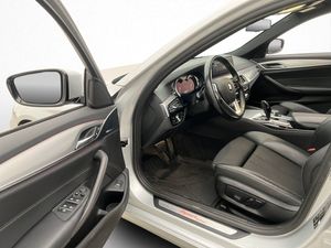 BMW 520 bild 11