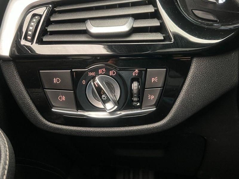 BMW 520 bild 19