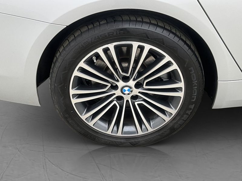 BMW 520 bild 33