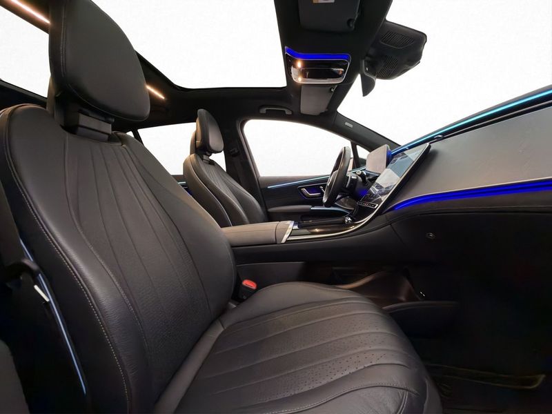 Mercedes EQS450 SUV bild 19