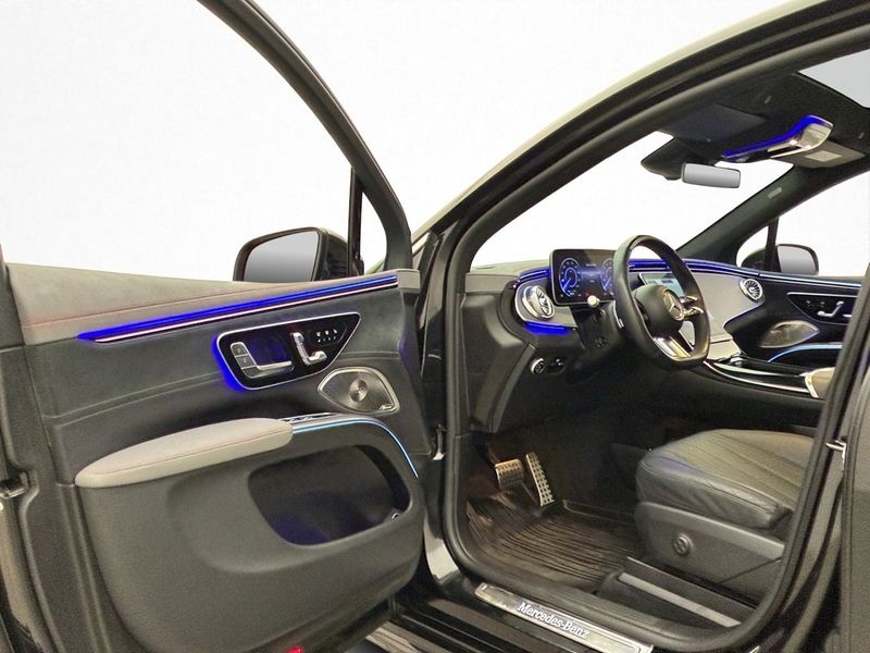 Mercedes EQS450 SUV bild 15