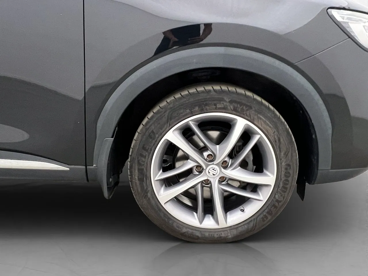 Vehicle image 36