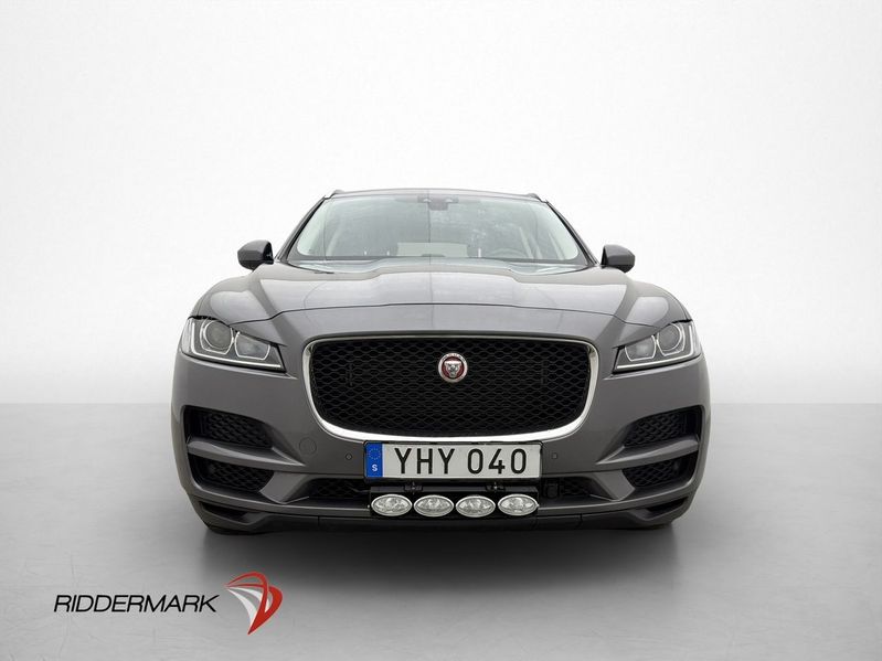 Jaguar F-Pace bild 2