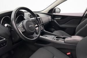 Jaguar F-Pace bild 12