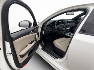 Kia Stinger bild 10