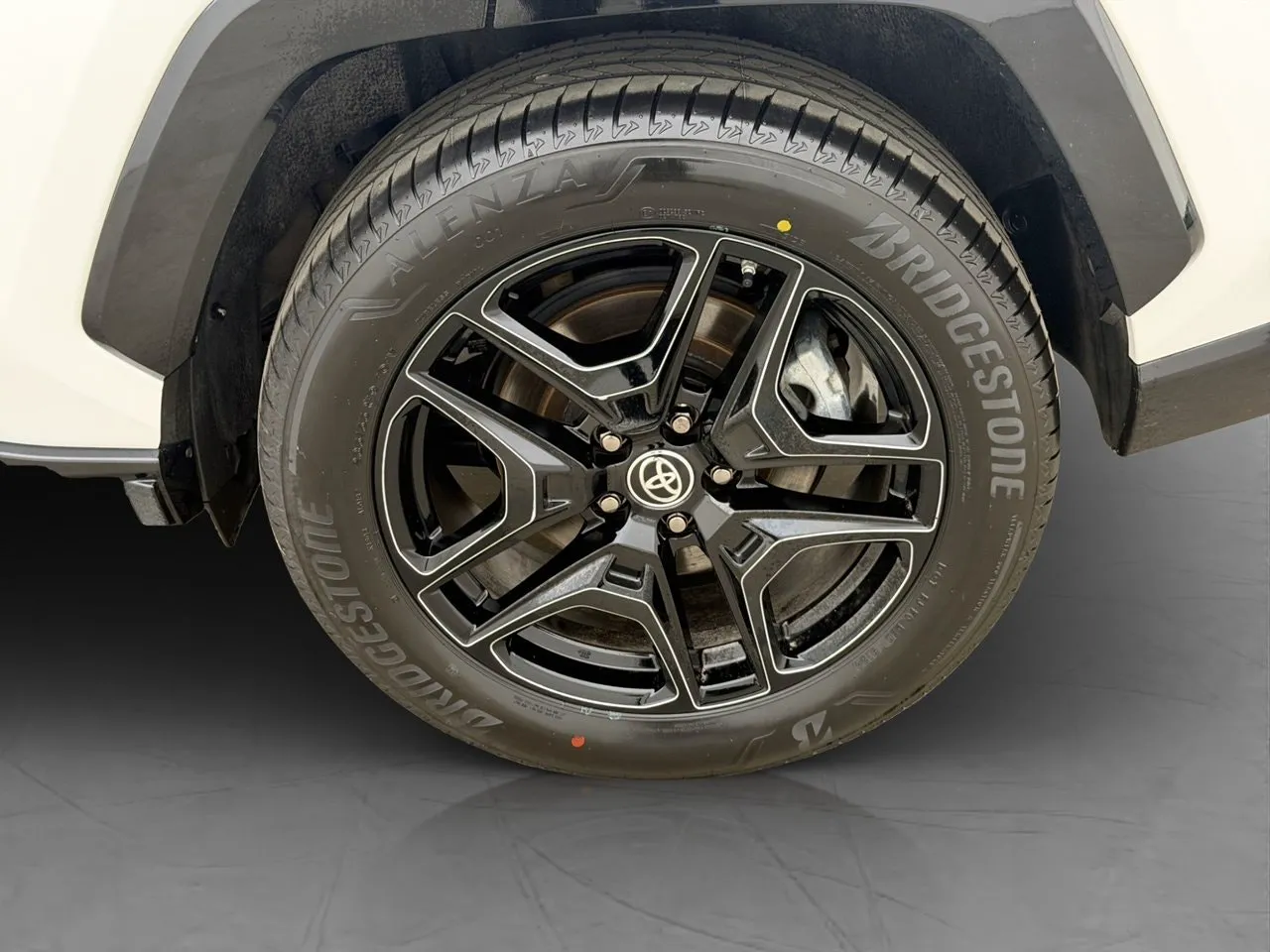 Vehicle image 37