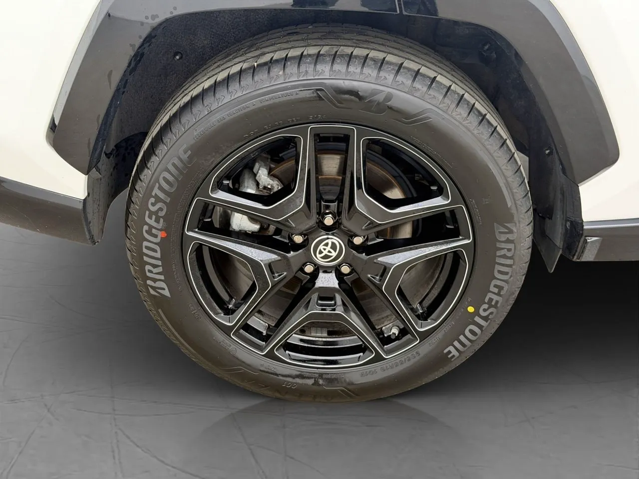 Vehicle image 36