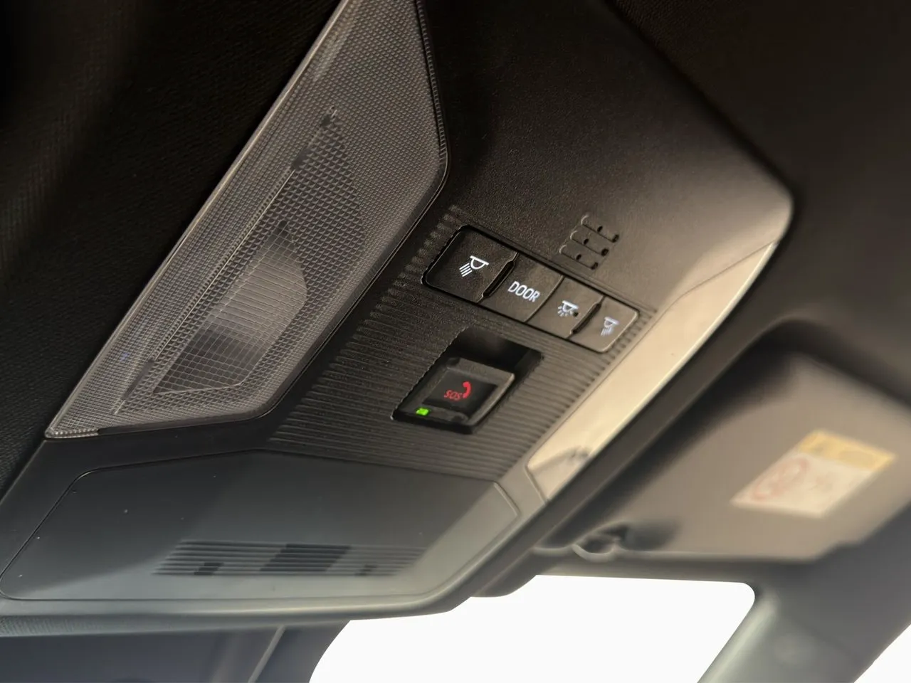 Vehicle image 30