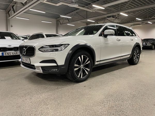 Volvo V90 Cross Country D4 AWD Geartronic Läder Bkam Navi - 2020