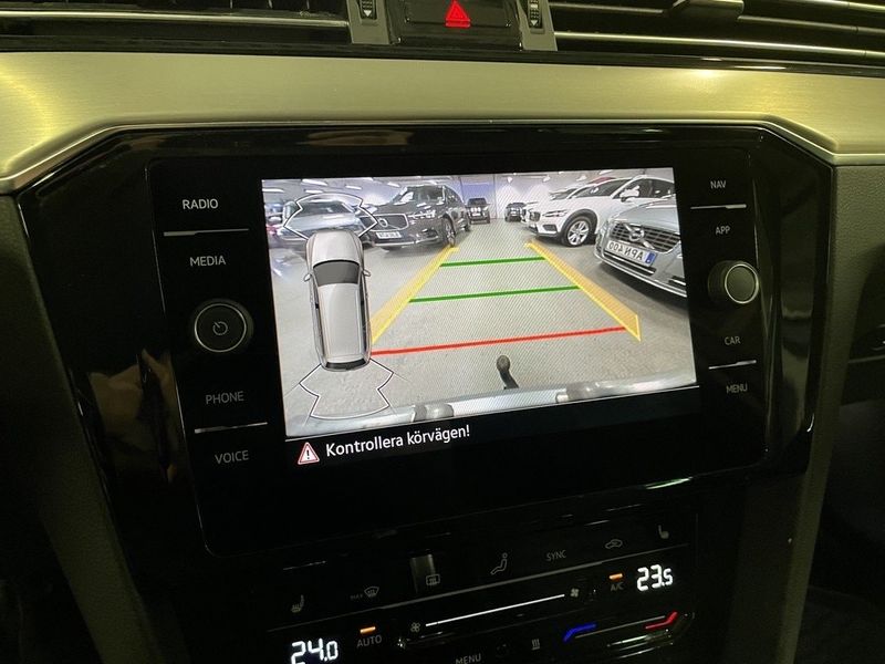 Volkswagen Passat bild 9
