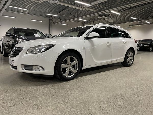 Opel Insignia Sports Tourer 2.0 CDTI 4x4 Edition Euro 5 - 2011